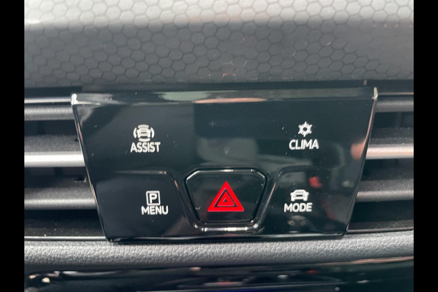 Volkswagen Golf 2.0 TSI GTI Clubsport IQ Panorama Garantie Dealer Onderhouden Volkswagen Golf 2.0 TSI GTI Clubsport IQ Panorama Garantie Dealer Onderhouden