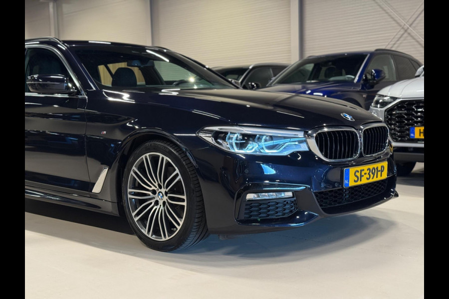 BMW 5 Serie Touring 520i High Executive M Pakket, Pano, Virtual Cockpit, Leder, 19"M Sport Velgen, Prive Glas, Volledig Onderhoud