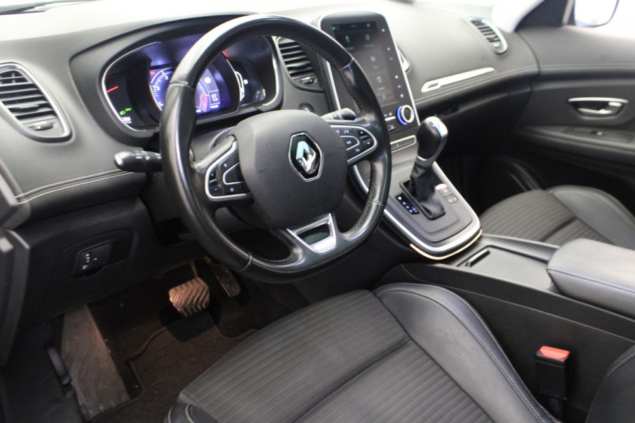 Renault Grand Scénic 1.3 TCe Bose 7p. |Pano|Navi| Renault Grand Scénic 1.3 TCe Bose 7p. |Pano|Navi|