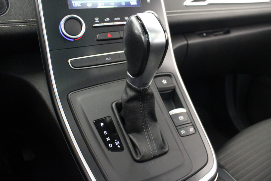 Renault Grand Scénic 1.3 TCe Bose 7p. |Pano|Navi| Renault Grand Scénic 1.3 TCe Bose 7p. |Pano|Navi|