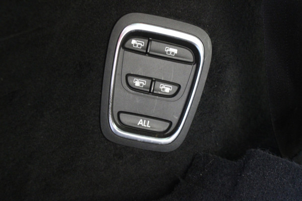 Renault Grand Scénic 1.3 TCe Bose 7p. |Pano|Navi| Renault Grand Scénic 1.3 TCe Bose 7p. |Pano|Navi|