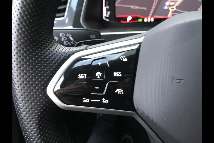 Volkswagen Tiguan 1.5 TSI R-Line Panoramadak Automaat