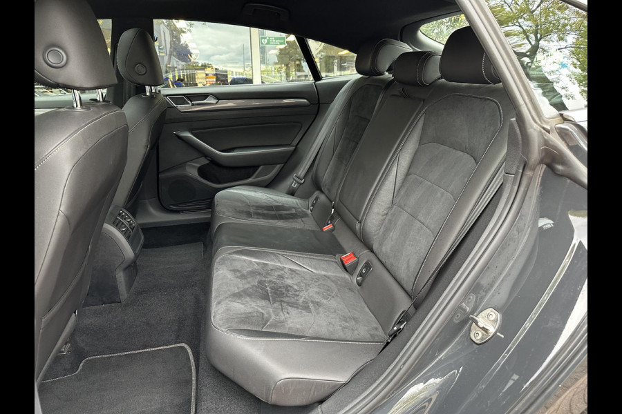 Volkswagen Arteon 2.0 TSI Business R R Line Panoramadak Adapt. Cruise LED Leer/Alcantara 18''LM Volkswagen Arteon 2.0 TSI Business R R Line Panoramadak Adapt. Cruise LED Leer/Alcantara 18''LM