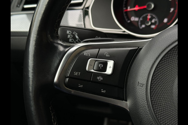 Volkswagen Arteon 2.0 TSI Business R R Line Panoramadak Adapt. Cruise LED Leer/Alcantara 18''LM Volkswagen Arteon 2.0 TSI Business R R Line Panoramadak Adapt. Cruise LED Leer/Alcantara 18''LM