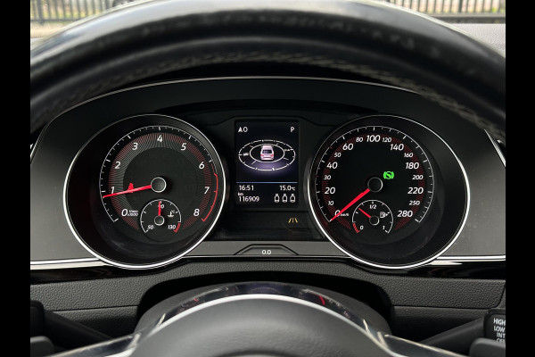 Volkswagen Arteon 2.0 TSI Business R R Line Panoramadak Adapt. Cruise LED Leer/Alcantara 18''LM Volkswagen Arteon 2.0 TSI Business R R Line Panoramadak Adapt. Cruise LED Leer/Alcantara 18''LM