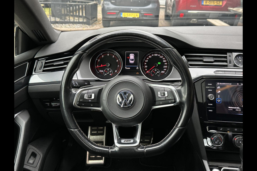 Volkswagen Arteon 2.0 TSI Business R R Line Panoramadak Adapt. Cruise LED Leer/Alcantara 18''LM Volkswagen Arteon 2.0 TSI Business R R Line Panoramadak Adapt. Cruise LED Leer/Alcantara 18''LM