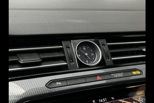 Volkswagen Arteon 2.0 TSI Business R R Line Panoramadak Adapt. Cruise LED Leer/Alcantara 18''LM Volkswagen Arteon 2.0 TSI Business R R Line Panoramadak Adapt. Cruise LED Leer/Alcantara 18''LM