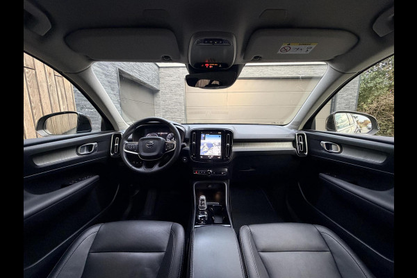 Volvo XC40 1.5 T5 Twin Engine Inscription Automaat | Leren bekleding | LED verlichting | Stoelverwarming | Getint glas | 19 inch lichtmetal Volvo XC40 1.5 T5 Twin Engine Inscription Automaat | Leren bekleding | LED verlichting | Stoelverwarming | Getint glas | 19 inch lichtmetal