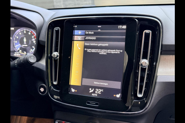 Volvo XC40 1.5 T5 Twin Engine Inscription Automaat | Leren bekleding | LED verlichting | Stoelverwarming | Getint glas | 19 inch lichtmetal Volvo XC40 1.5 T5 Twin Engine Inscription Automaat | Leren bekleding | LED verlichting | Stoelverwarming | Getint glas | 19 inch lichtmetal