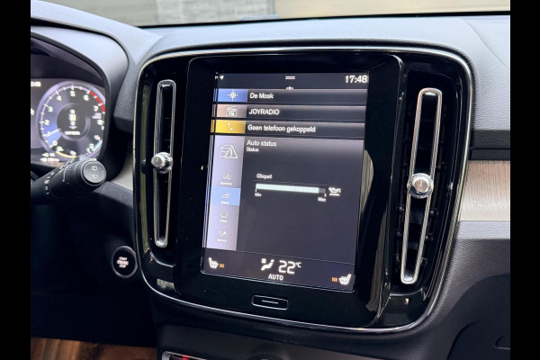 Volvo XC40 1.5 T5 Twin Engine Inscription Automaat | Leren bekleding | LED verlichting | Stoelverwarming | Getint glas | 19 inch lichtmetal Volvo XC40 1.5 T5 Twin Engine Inscription Automaat | Leren bekleding | LED verlichting | Stoelverwarming | Getint glas | 19 inch lichtmetal