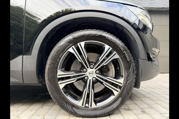Volvo XC40 1.5 T5 Twin Engine Inscription Automaat | Leren bekleding | LED verlichting | Stoelverwarming | Getint glas | 19 inch lichtmetal Volvo XC40 1.5 T5 Twin Engine Inscription Automaat | Leren bekleding | LED verlichting | Stoelverwarming | Getint glas | 19 inch lichtmetal