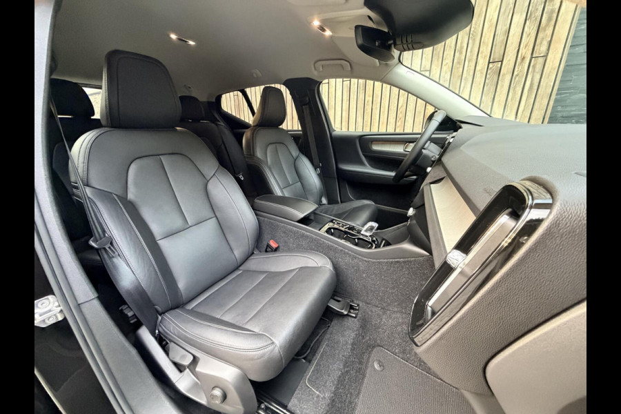Volvo XC40 1.5 T5 Twin Engine Inscription Automaat | Leren bekleding | LED verlichting | Stoelverwarming | Getint glas | 19 inch lichtmetal Volvo XC40 1.5 T5 Twin Engine Inscription Automaat | Leren bekleding | LED verlichting | Stoelverwarming | Getint glas | 19 inch lichtmetal