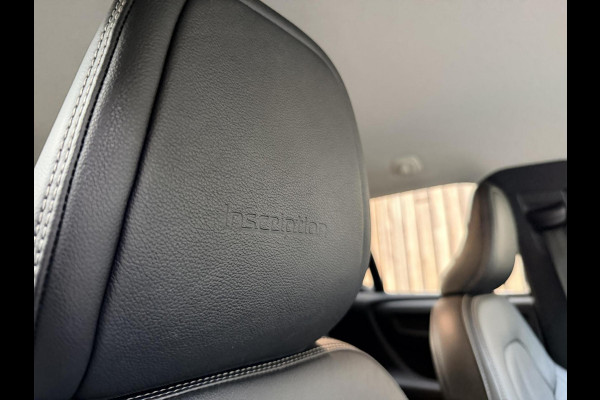 Volvo XC40 1.5 T5 Twin Engine Inscription Automaat | Leren bekleding | LED verlichting | Stoelverwarming | Getint glas | 19 inch lichtmetal Volvo XC40 1.5 T5 Twin Engine Inscription Automaat | Leren bekleding | LED verlichting | Stoelverwarming | Getint glas | 19 inch lichtmetal