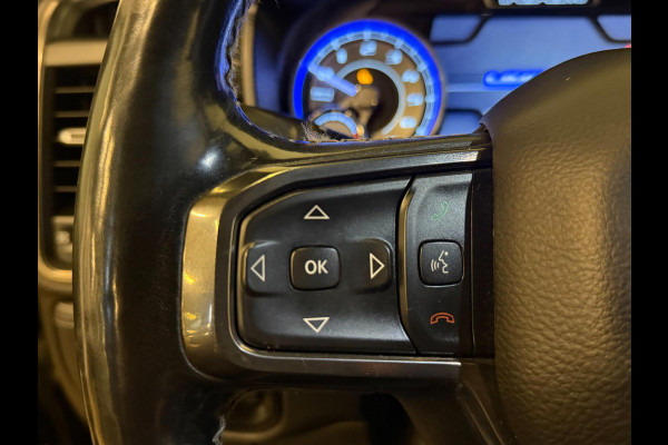 Dodge Ram 1500 5.7 V8 4x4 Crew Cab Limited|PANO|WEINIG KM |INRUIL MOGELIJK Dodge Ram 1500 5.7 V8 4x4 Crew Cab Limited|PANO|WEINIG KM |INRUIL MOGELIJK