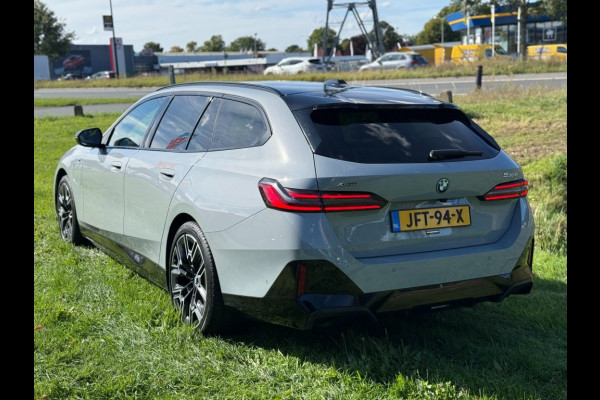 BMW 5 Serie 530e xDrive M-Sport 299pk Pro-20 inch trekhaak pano key-less BMW 5 Serie 530e xDrive M-Sport 299pk Pro-20 inch trekhaak pano key-less