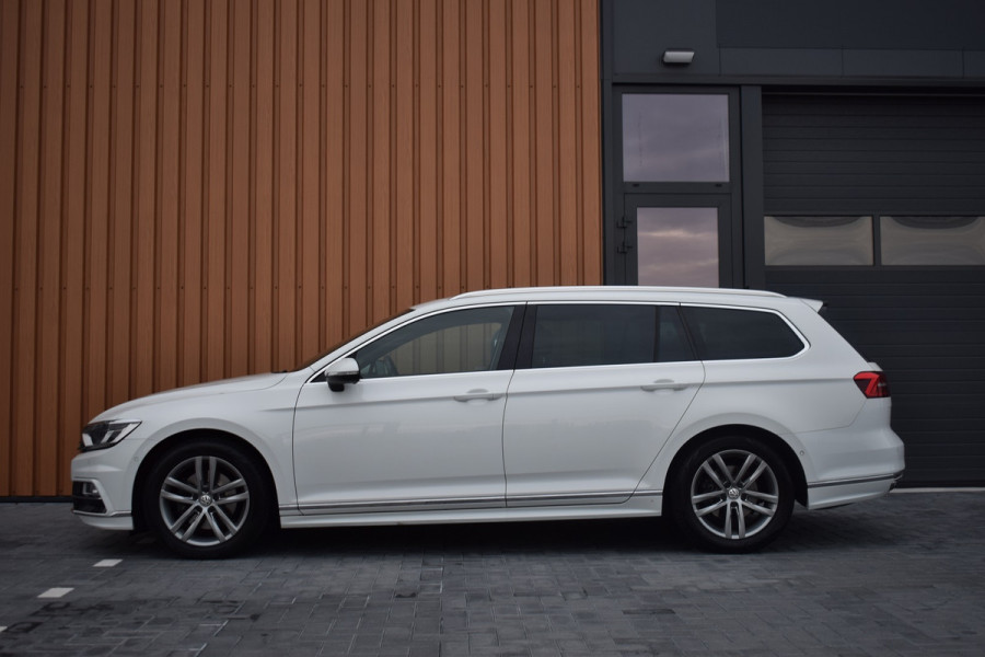 Volkswagen Passat 1.4 TSI 150pk DSG R-line | BTW | Virtual | Camera Volkswagen Passat 1.4 TSI 150pk DSG R-line | BTW | Virtual | Camera