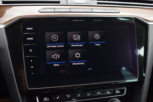 Volkswagen Passat 1.4 TSI 150pk DSG R-line | BTW | Virtual | Camera Volkswagen Passat 1.4 TSI 150pk DSG R-line | BTW | Virtual | Camera