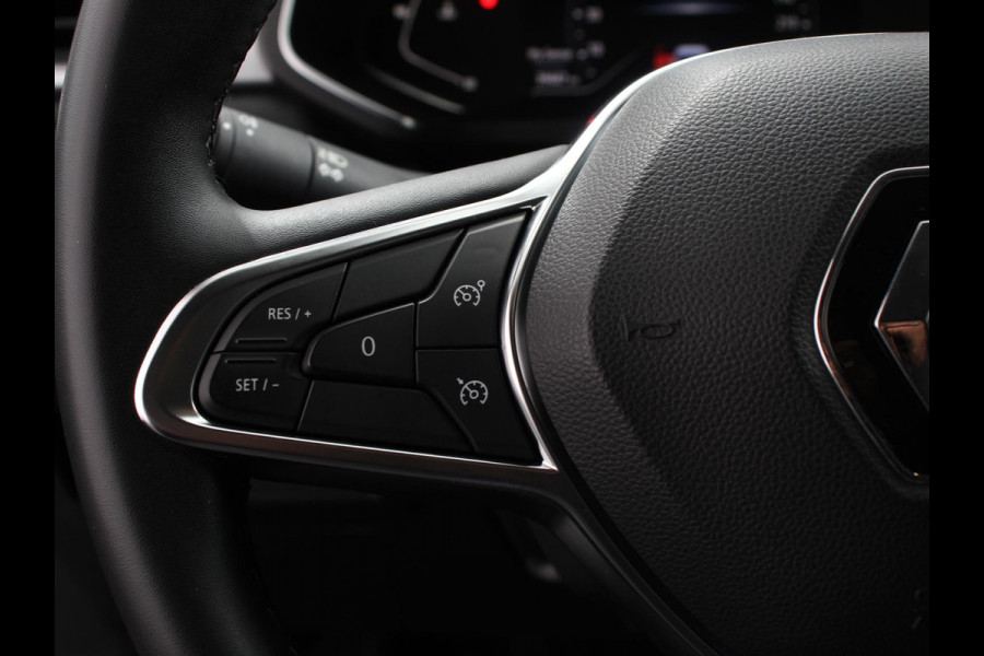 Renault Captur 1.0 TCe 90 Intens | Navigatie | Climate Control | Virtual Cockpit | Led | Parkeer sensoren | Cruise Control | Lichtmetalen velgen Renault Captur 1.0 TCe 90 Intens | Navigatie | Climate Control | Virtual Cockpit | Led | Parkeer sensoren | Cruise Control | Lichtmetalen velgen