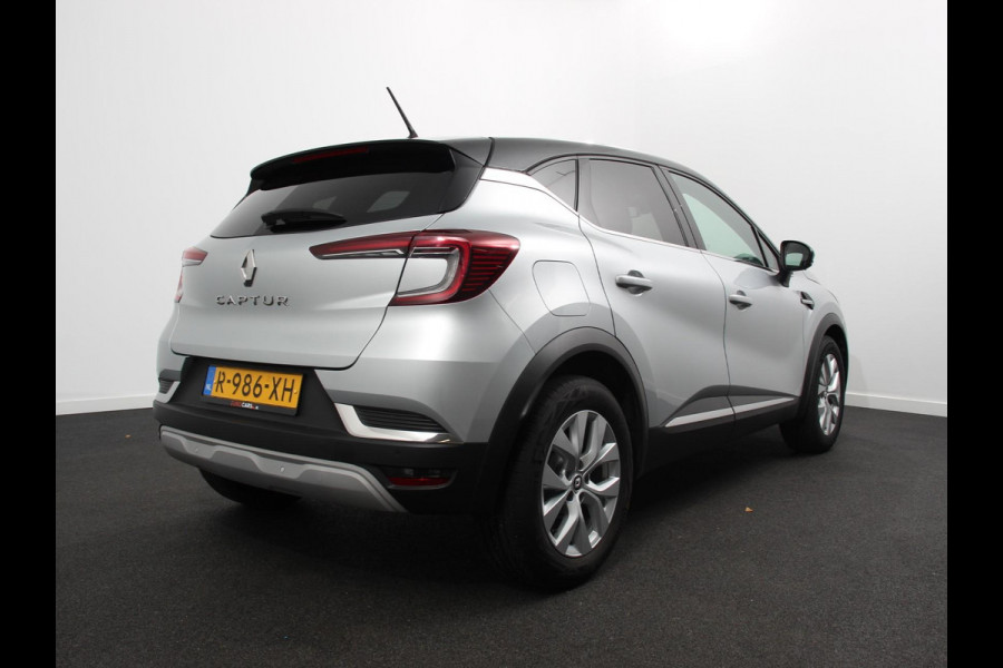 Renault Captur 1.0 TCe 90 Intens | Navigatie | Climate Control | Virtual Cockpit | Led | Parkeer sensoren | Cruise Control | Lichtmetalen velgen Renault Captur 1.0 TCe 90 Intens | Navigatie | Climate Control | Virtual Cockpit | Led | Parkeer sensoren | Cruise Control | Lichtmetalen velgen