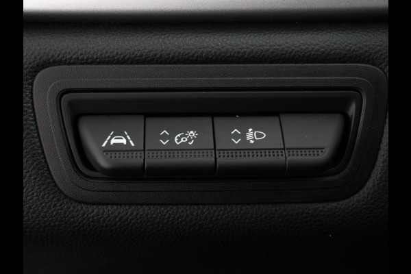 Renault Captur 1.0 TCe 90 Intens | Navigatie | Climate Control | Virtual Cockpit | Led | Parkeer sensoren | Cruise Control | Lichtmetalen velgen Renault Captur 1.0 TCe 90 Intens | Navigatie | Climate Control | Virtual Cockpit | Led | Parkeer sensoren | Cruise Control | Lichtmetalen velgen