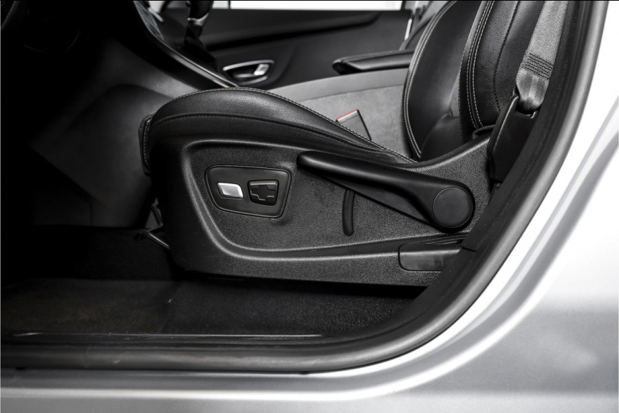 Renault Scénic 1.3 TCe Intens 140 PK - Automaat | Cruise | Stoelverw. | PDC | Camera | NAV + App. Connect | ECC | DAB | LM 20" | Trekhaak |