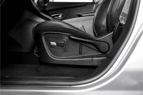 Renault Scénic 1.3 TCe Intens 140 PK - Automaat | Cruise | Stoelverw. | PDC | Camera | NAV + App. Connect | ECC | DAB | LM 20" | Trekhaak |