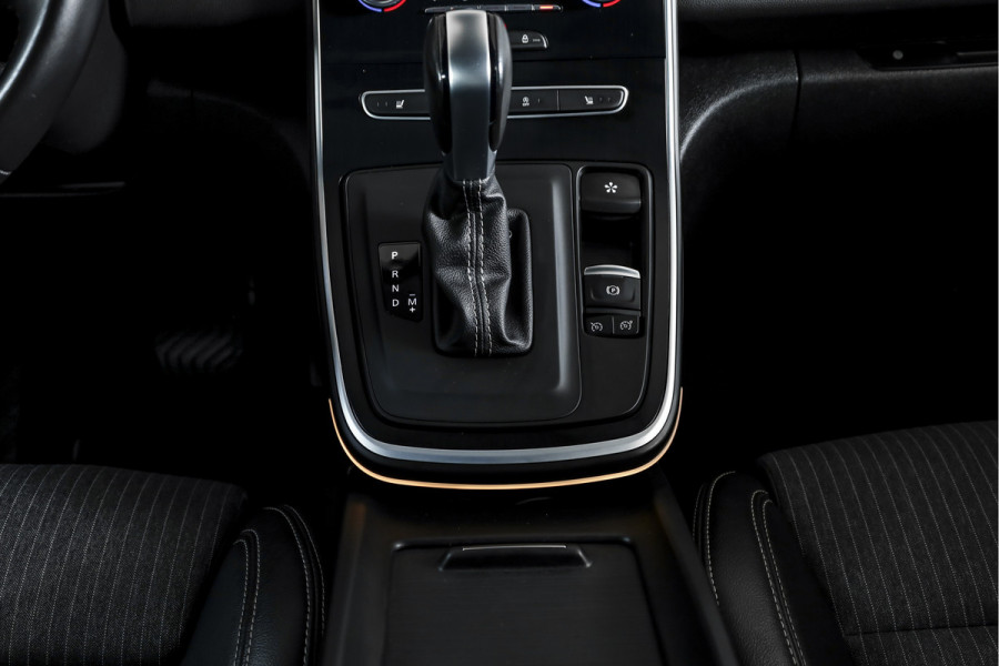 Renault Scénic 1.3 TCe Intens 140 PK - Automaat | Cruise | Stoelverw. | PDC | Camera | NAV + App. Connect | ECC | DAB | LM 20" | Trekhaak |