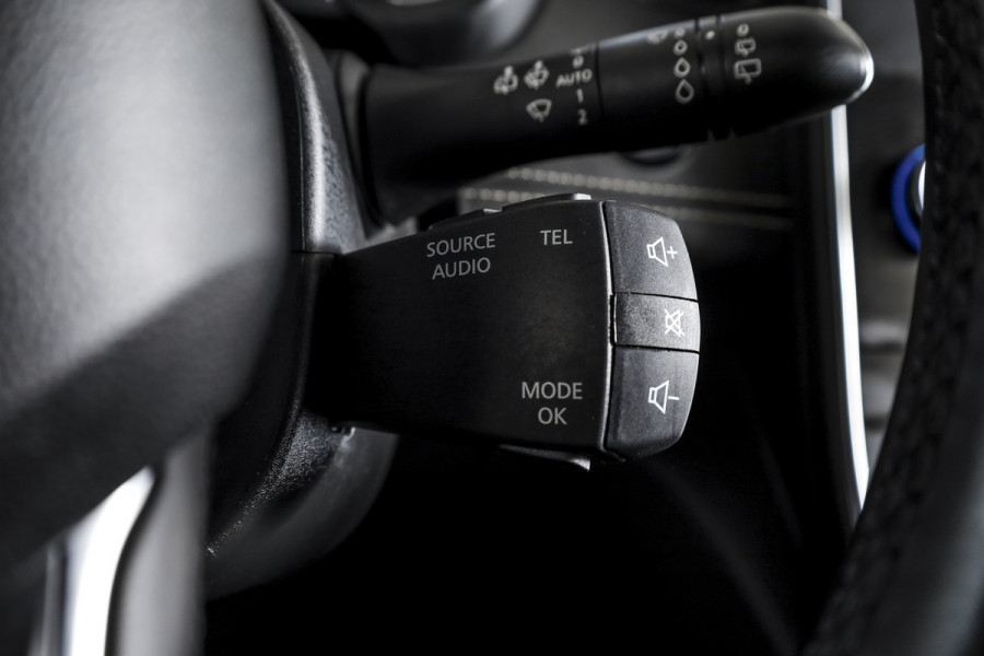 Renault Scénic 1.3 TCe Intens 140 PK - Automaat | Cruise | Stoelverw. | PDC | Camera | NAV + App. Connect | ECC | DAB | LM 20" | Trekhaak |