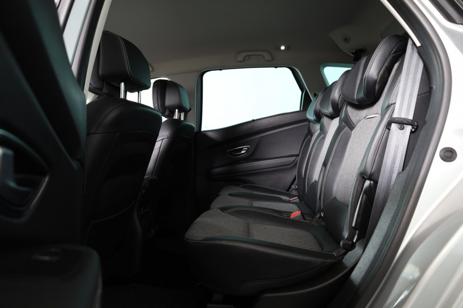 Renault Scénic 1.3 TCe Intens 140 PK - Automaat | Cruise | Stoelverw. | PDC | Camera | NAV + App. Connect | ECC | DAB | LM 20" | Trekhaak |