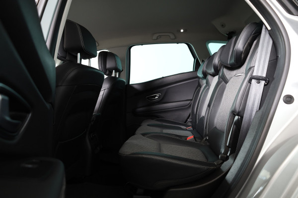 Renault Scénic 1.3 TCe Intens 140 PK - Automaat | Cruise | Stoelverw. | PDC | Camera | NAV + App. Connect | ECC | DAB | LM 20" | Trekhaak |
