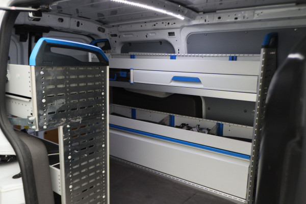 Ford Transit Connect 1.5 EcoBlue L2 Trend Camera, Apple Carplay, Adapt. Cruise, Trekhaak, PDC Ford Transit Connect 1.5 EcoBlue L2 Trend Camera, Apple Carplay, Adapt. Cruise, Trekhaak, PDC