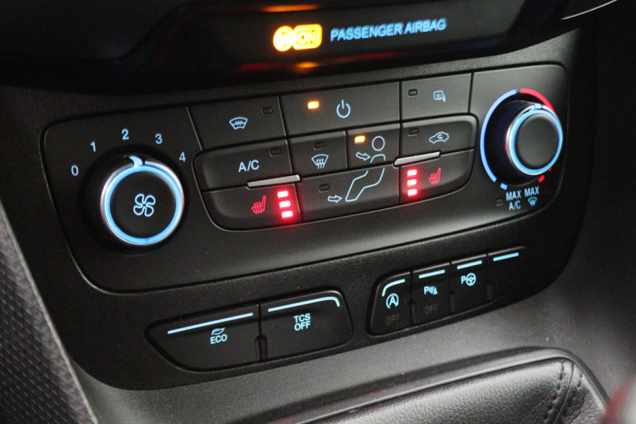 Ford Transit Connect 1.5 EcoBlue L2 Trend Camera, Apple Carplay, Adapt. Cruise, Trekhaak, PDC Ford Transit Connect 1.5 EcoBlue L2 Trend Camera, Apple Carplay, Adapt. Cruise, Trekhaak, PDC