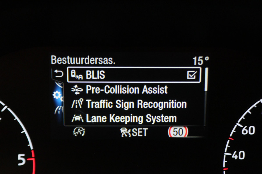 Ford Transit Connect 1.5 EcoBlue L2 Trend Camera, Apple Carplay, Adapt. Cruise, Trekhaak, PDC Ford Transit Connect 1.5 EcoBlue L2 Trend Camera, Apple Carplay, Adapt. Cruise, Trekhaak, PDC