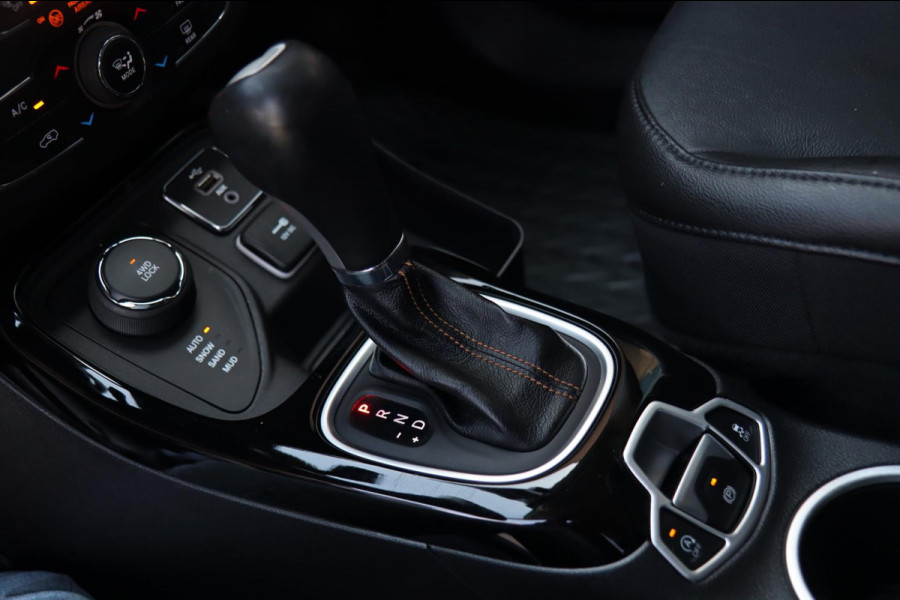 Jeep Compass 1.4 MultiAir Limited 4x4 / KEYLESS / DODEHOEK / CAMERA / STOEL+STUURVERW