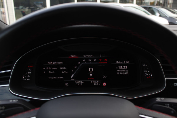 Audi Q8 55 TFSI quattro Pro Line S / Trekhaak / Panoramadak / Camera / Head-up / Luxe Leder / Carbon / 22'' / RS Seats / Keyless / Sfeerverlichting / Matrix LED / Stoelventilatie / Stuur+Stoelverwarming / DAB / ACC / Stoelm