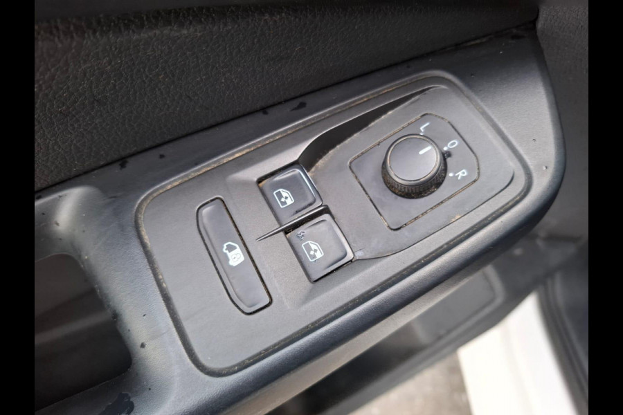 Volkswagen Caddy Cargo 2.0 TDI Comfort AIRCO / CRUISE CONTROLE / IMPERIAL / EURO 6 / CARPLAY Volkswagen Caddy Cargo 2.0 TDI Comfort AIRCO / CRUISE CONTROLE / IMPERIAL / EURO 6 / CARPLAY