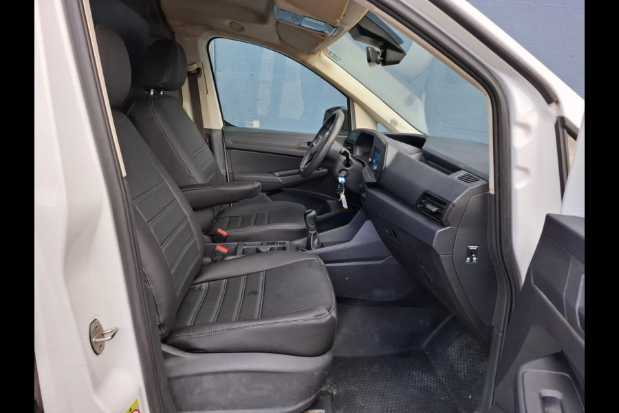 Volkswagen Caddy Cargo 2.0 TDI Comfort AIRCO / CRUISE CONTROLE / IMPERIAL / EURO 6 / CARPLAY Volkswagen Caddy Cargo 2.0 TDI Comfort AIRCO / CRUISE CONTROLE / IMPERIAL / EURO 6 / CARPLAY