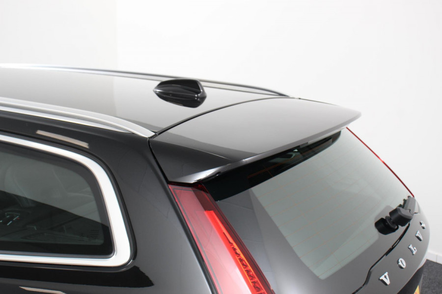 Volvo V60 2.0 T5 250pk Automaat Inscription | Navigatie | Apple Carpla/Android Auto | Climate control | Leder | Parkeer sensoren | Virtual Cockpit |  Lichtmetalen velgen 18" Volvo V60 2.0 T5 250pk Automaat Inscription | Navigatie | Apple Carpla/Android Auto | Climate control | Leder | Parkeer sensoren | Virtual Cockpit |  Lichtmetalen velgen 18"