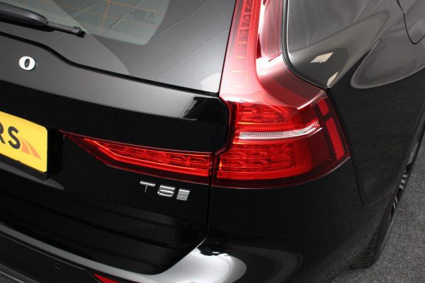 Volvo V60 2.0 T5 250pk Automaat Inscription | Navigatie | Apple Carpla/Android Auto | Climate control | Leder | Parkeer sensoren | Virtual Cockpit |  Lichtmetalen velgen 18" Volvo V60 2.0 T5 250pk Automaat Inscription | Navigatie | Apple Carpla/Android Auto | Climate control | Leder | Parkeer sensoren | Virtual Cockpit |  Lichtmetalen velgen 18"