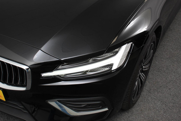 Volvo V60 2.0 T5 250pk Automaat Inscription | Navigatie | Apple Carpla/Android Auto | Climate control | Leder | Parkeer sensoren | Virtual Cockpit |  Lichtmetalen velgen 18" Volvo V60 2.0 T5 250pk Automaat Inscription | Navigatie | Apple Carpla/Android Auto | Climate control | Leder | Parkeer sensoren | Virtual Cockpit |  Lichtmetalen velgen 18"
