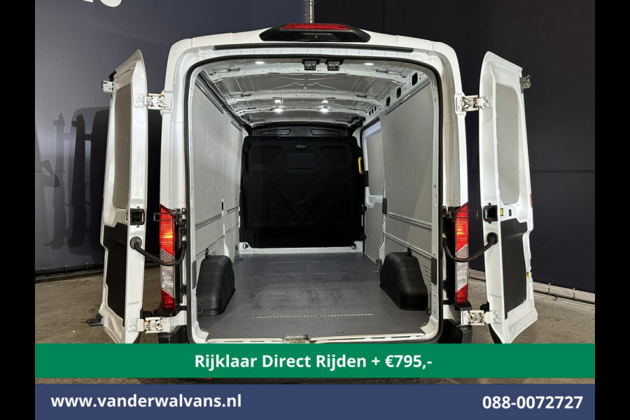 Ford Transit 2.0 TDCI 131pk L3H2 Euro6 *Rijklaar Direct Rijden* Airco | Camera | Navigatie | Apple Carplay | Android Auto | Stoelverwarming Verwarmde voorruit, Cruisecontrol, Parkeersensoren, Elektrisch verstelbare bestuurdersstoel, Bijrijdersbank Ford Transit 2.0 TDCI 131pk L3H2 Euro6 *Rijklaar Direct Rijden* Airco | Camera | Navigatie | Apple Carplay | Android Auto | Stoelverwarming Verwarmde voorruit, Cruisecontrol, Parkeersensoren, Elektrisch verstelbare bestuurdersstoel, Bijrijdersbank