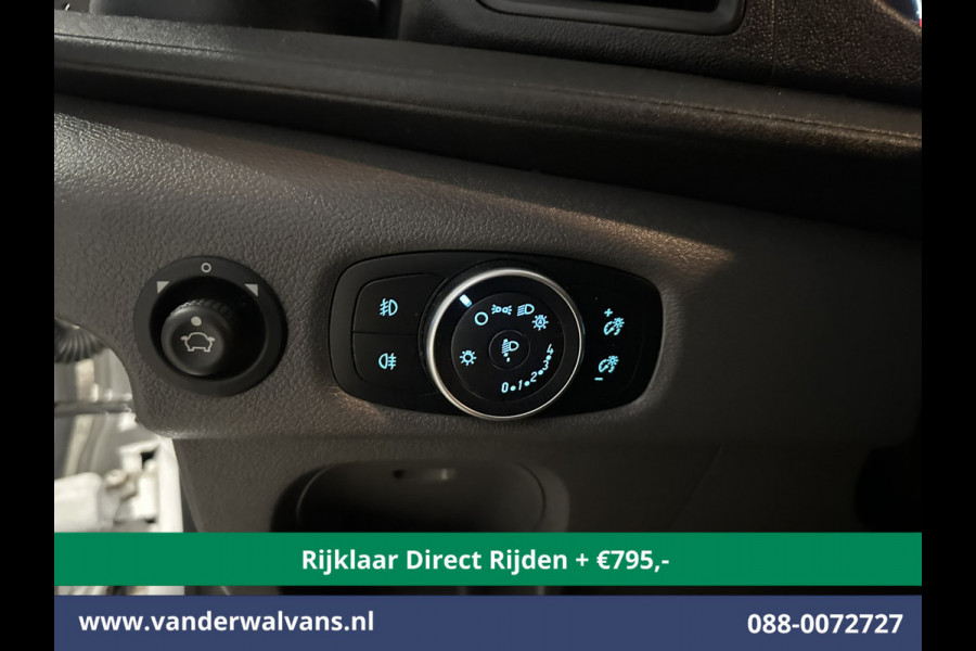 Ford Transit 2.0 TDCI 131pk L3H2 Euro6 *Rijklaar Direct Rijden* Airco | Camera | Navigatie | Apple Carplay | Android Auto | Stoelverwarming Verwarmde voorruit, Cruisecontrol, Parkeersensoren, Elektrisch verstelbare bestuurdersstoel, Bijrijdersbank Ford Transit 2.0 TDCI 131pk L3H2 Euro6 *Rijklaar Direct Rijden* Airco | Camera | Navigatie | Apple Carplay | Android Auto | Stoelverwarming Verwarmde voorruit, Cruisecontrol, Parkeersensoren, Elektrisch verstelbare bestuurdersstoel, Bijrijdersbank