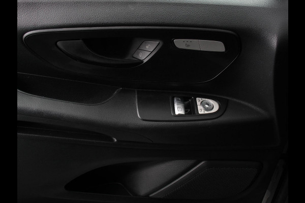 Mercedes-Benz Vito Tourer 114 CDI Automaat Pro Extra Lang incl. BTW en BPM 8 persoons Navigatie Airco Cruise Control Mercedes-Benz Vito Tourer 114 CDI Automaat Pro Extra Lang incl. BTW en BPM 8 persoons Navigatie Airco Cruise Control