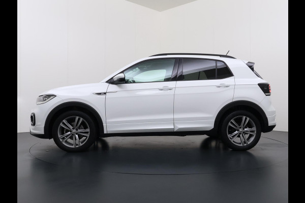 Volkswagen T-Cross 1.0 TSI Style R LINE ! | DODE HOEK DETECTIE | VIRTUAL DASH | STOELVERWARMING | NAVI | CLIMA | RIJKLAARPRIJS INCL. 12MND BOVAG GARANTIE | Volkswagen T-Cross 1.0 TSI Style R LINE ! | DODE HOEK DETECTIE | VIRTUAL DASH | STOELVERWARMING | NAVI | CLIMA | RIJKLAARPRIJS INCL. 12MND BOVAG GARANTIE |