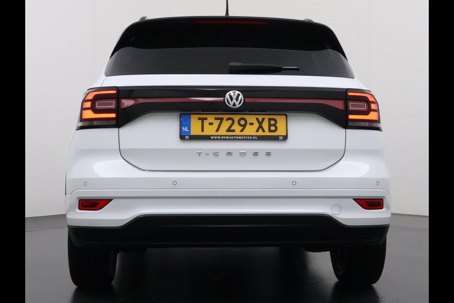 Volkswagen T-Cross 1.0 TSI Style R LINE ! | DODE HOEK DETECTIE | VIRTUAL DASH | STOELVERWARMING | NAVI | CLIMA | RIJKLAARPRIJS INCL. 12MND BOVAG GARANTIE | Volkswagen T-Cross 1.0 TSI Style R LINE ! | DODE HOEK DETECTIE | VIRTUAL DASH | STOELVERWARMING | NAVI | CLIMA | RIJKLAARPRIJS INCL. 12MND BOVAG GARANTIE |