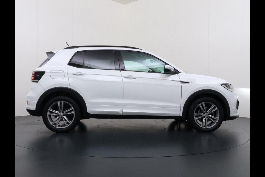 Volkswagen T-Cross 1.0 TSI Style R LINE ! | DODE HOEK DETECTIE | VIRTUAL DASH | STOELVERWARMING | NAVI | CLIMA | RIJKLAARPRIJS INCL. 12MND BOVAG GARANTIE | Volkswagen T-Cross 1.0 TSI Style R LINE ! | DODE HOEK DETECTIE | VIRTUAL DASH | STOELVERWARMING | NAVI | CLIMA | RIJKLAARPRIJS INCL. 12MND BOVAG GARANTIE |