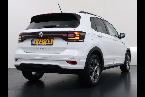 Volkswagen T-Cross 1.0 TSI Style R LINE ! | DODE HOEK DETECTIE | VIRTUAL DASH | STOELVERWARMING | NAVI | CLIMA | RIJKLAARPRIJS INCL. 12MND BOVAG GARANTIE | Volkswagen T-Cross 1.0 TSI Style R LINE ! | DODE HOEK DETECTIE | VIRTUAL DASH | STOELVERWARMING | NAVI | CLIMA | RIJKLAARPRIJS INCL. 12MND BOVAG GARANTIE |