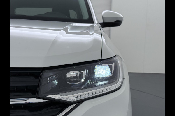 Volkswagen T-Cross 1.0 TSI Style R LINE ! | DODE HOEK DETECTIE | VIRTUAL DASH | STOELVERWARMING | NAVI | CLIMA | RIJKLAARPRIJS INCL. 12MND BOVAG GARANTIE | Volkswagen T-Cross 1.0 TSI Style R LINE ! | DODE HOEK DETECTIE | VIRTUAL DASH | STOELVERWARMING | NAVI | CLIMA | RIJKLAARPRIJS INCL. 12MND BOVAG GARANTIE |