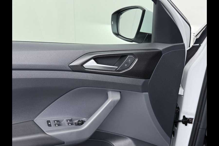 Volkswagen T-Cross 1.0 TSI Style R LINE ! | DODE HOEK DETECTIE | VIRTUAL DASH | STOELVERWARMING | NAVI | CLIMA | RIJKLAARPRIJS INCL. 12MND BOVAG GARANTIE | Volkswagen T-Cross 1.0 TSI Style R LINE ! | DODE HOEK DETECTIE | VIRTUAL DASH | STOELVERWARMING | NAVI | CLIMA | RIJKLAARPRIJS INCL. 12MND BOVAG GARANTIE |