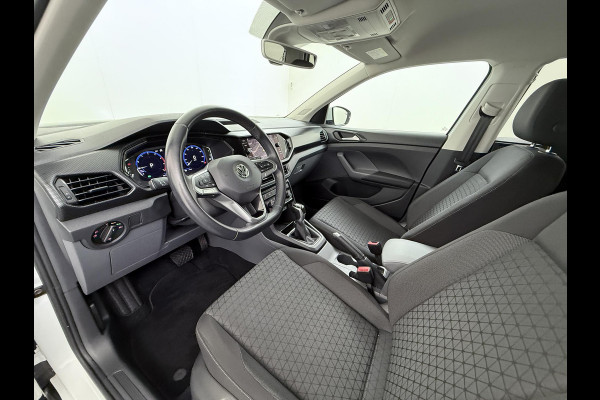 Volkswagen T-Cross 1.0 TSI Style R LINE ! | DODE HOEK DETECTIE | VIRTUAL DASH | STOELVERWARMING | NAVI | CLIMA | RIJKLAARPRIJS INCL. 12MND BOVAG GARANTIE | Volkswagen T-Cross 1.0 TSI Style R LINE ! | DODE HOEK DETECTIE | VIRTUAL DASH | STOELVERWARMING | NAVI | CLIMA | RIJKLAARPRIJS INCL. 12MND BOVAG GARANTIE |